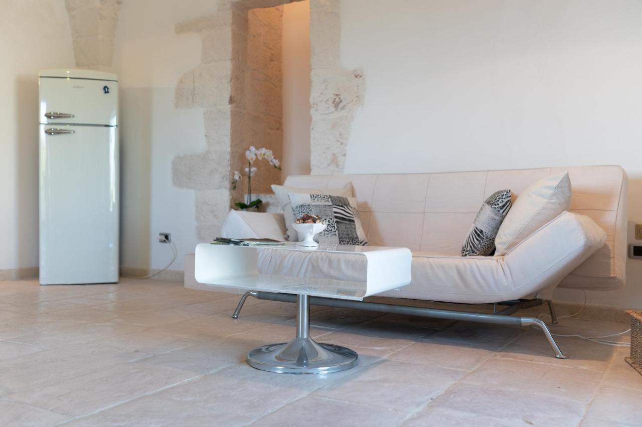 Suite Fronte Valle ชิสแตร์นีโน ภายนอก รูปภาพ